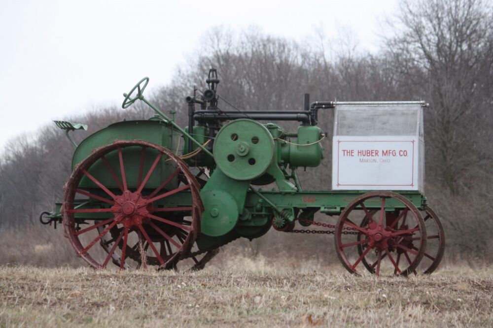 One Of The Hardest To Find Early Huber Tractors! photo